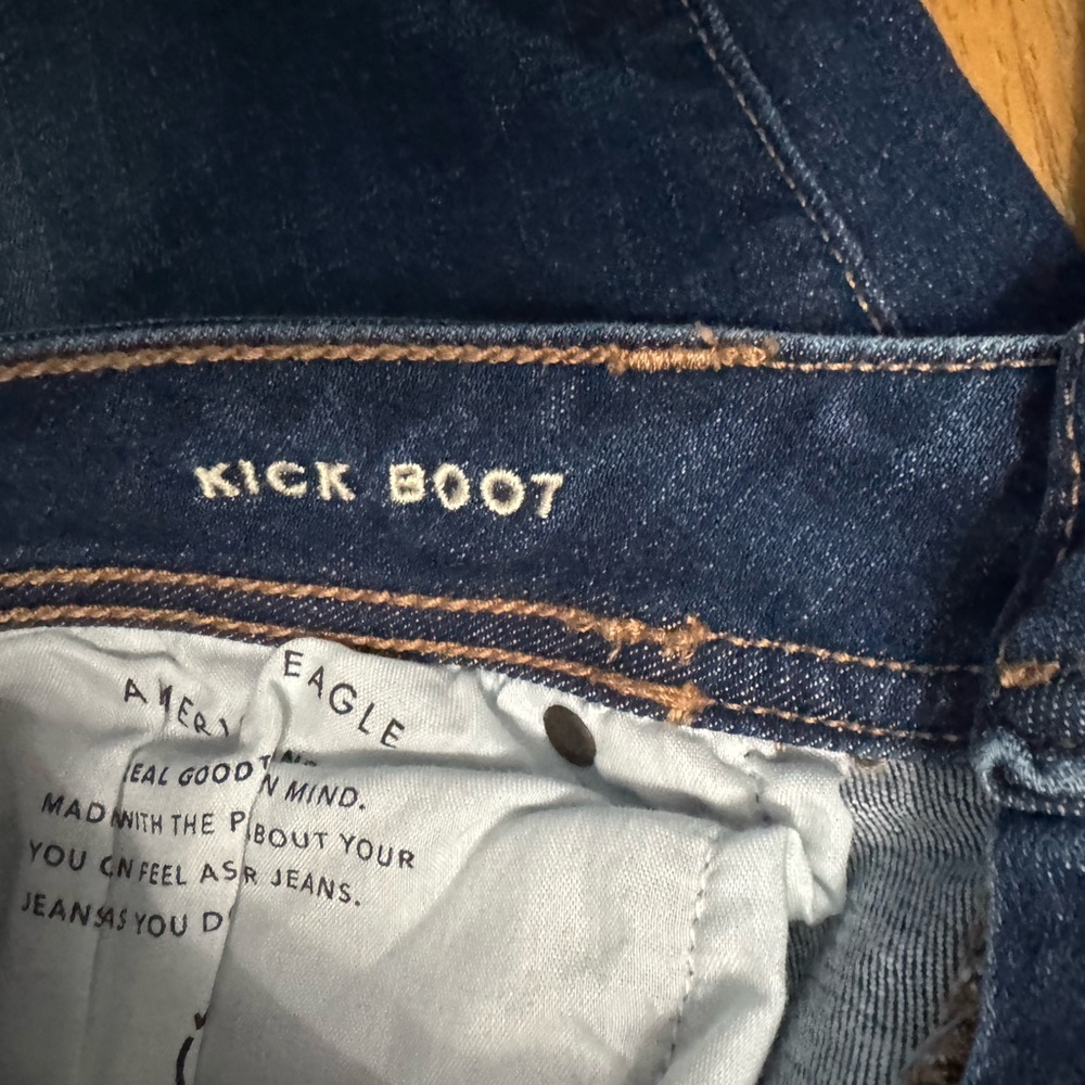 Women’s Kick boot American Eagle Outfitters Dark Blue Jeans 18 Short - Picture 4 of 6